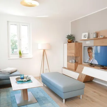 Ensemble 15 Stra Baabe